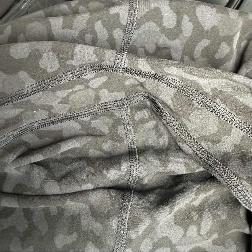 Lululemon Align Size 8 Bundle!! - image 3